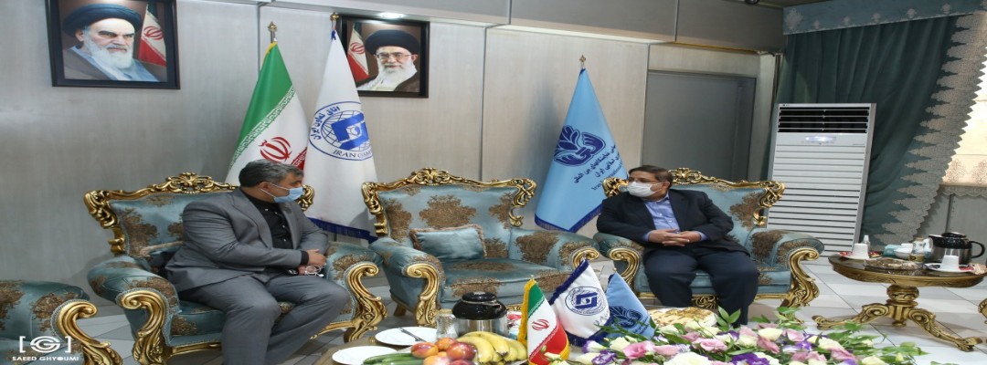 نمایشگاه ها نباید تعطیل شوند